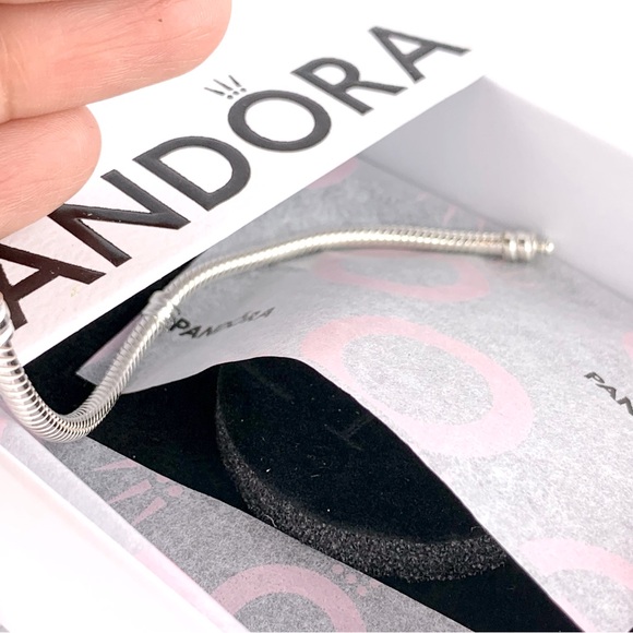 NEW! Pandora Moments Sparkling Blue Disc Clasp Snake Chain Bracelet Size 7.1" - Picture 12 of 13